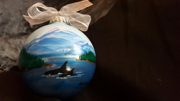 ORCA PASS ORNAMENT